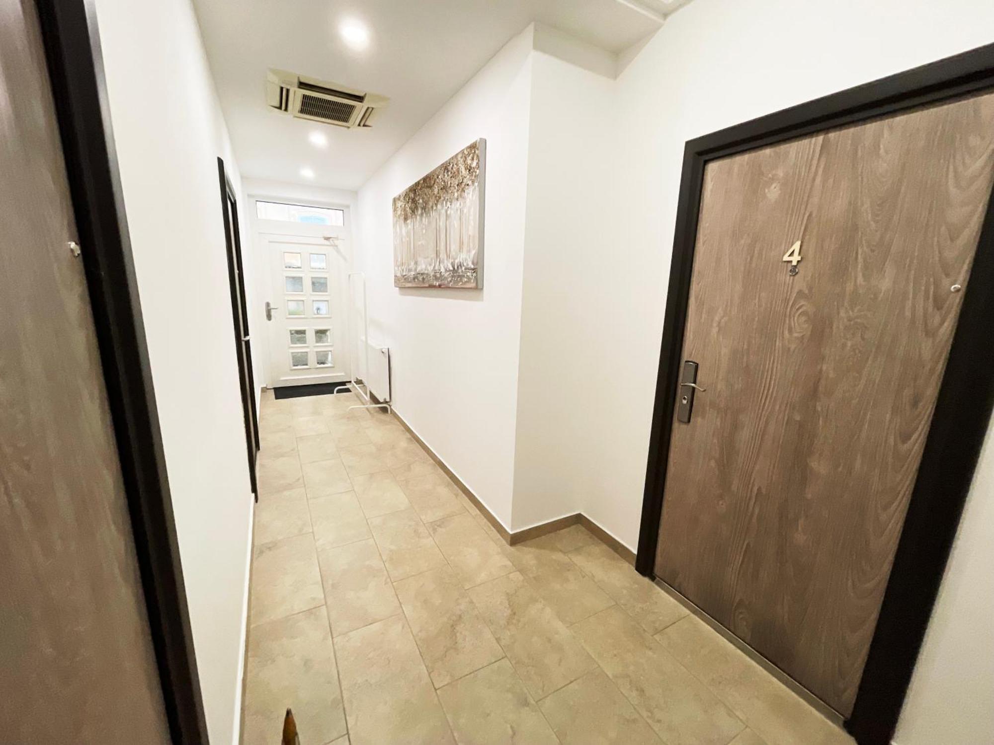 The Maze Apartment Ljubljana Extérieur photo
