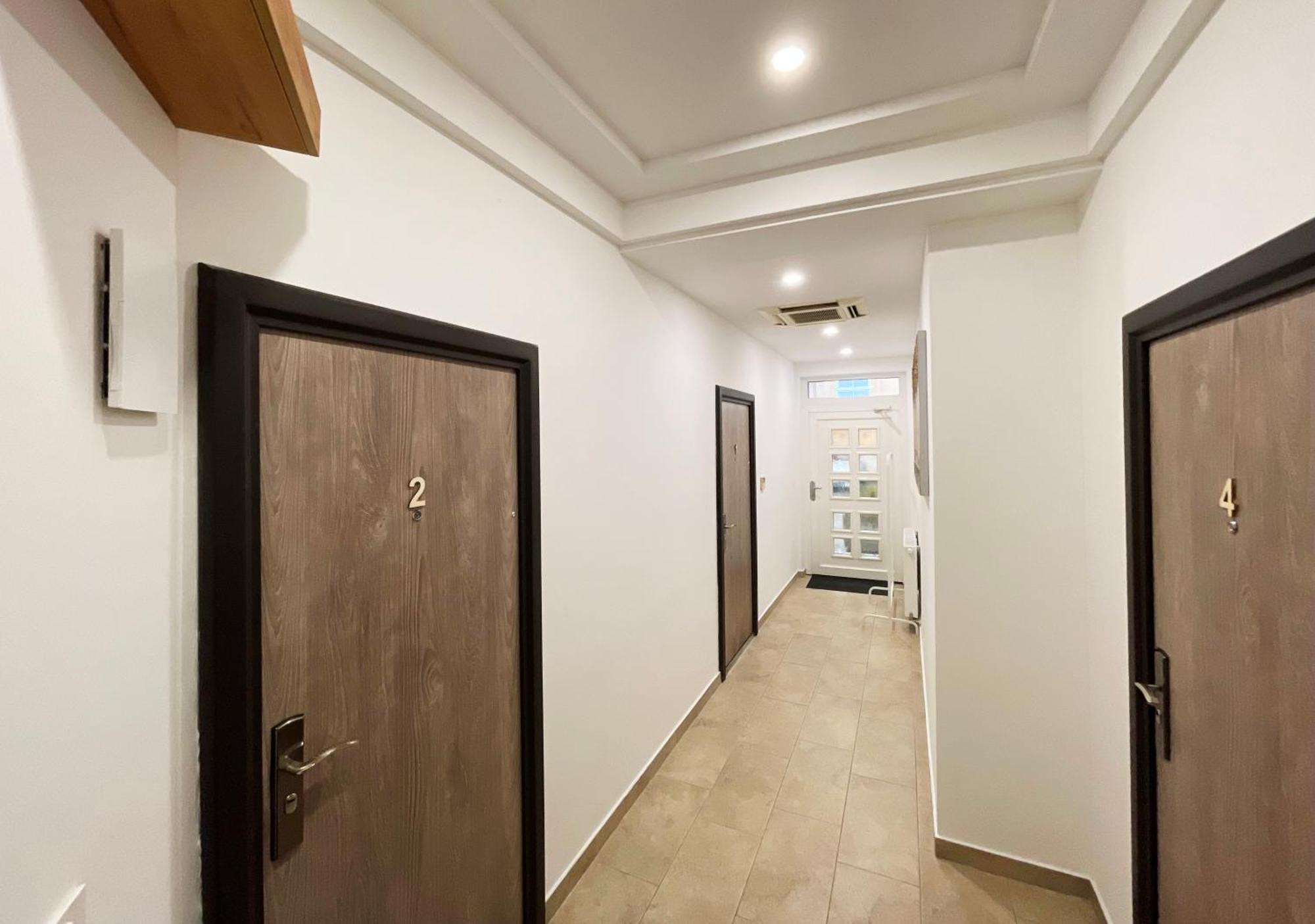 The Maze Apartment Ljubljana Extérieur photo